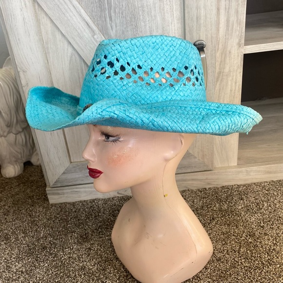 Fun pool, summer concert hat, inner band, a little crooked on the front tip - Picture 6 of 6